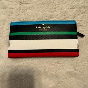 Kate spade bifold wallet